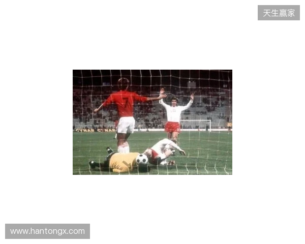 卡什:跟莱万并肩作战感觉很棒;希望能随波兰再踢一次世界杯 卡什:跟莱万并肩作战感觉很棒;希望能随波兰再踢一次世界杯